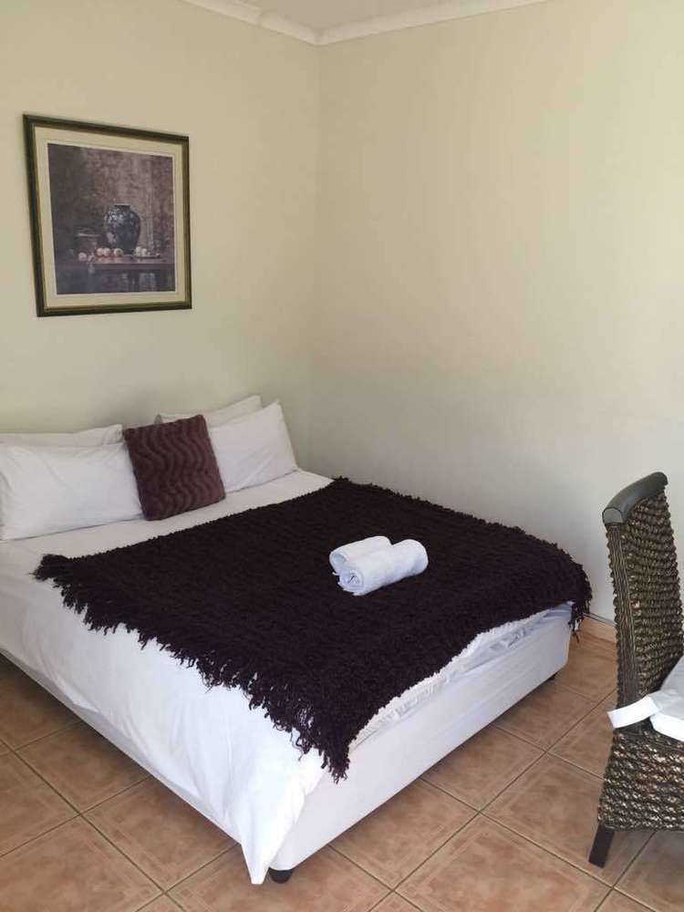 Mo-Nize Villa Guesthouse Otjiwarongo Luaran gambar